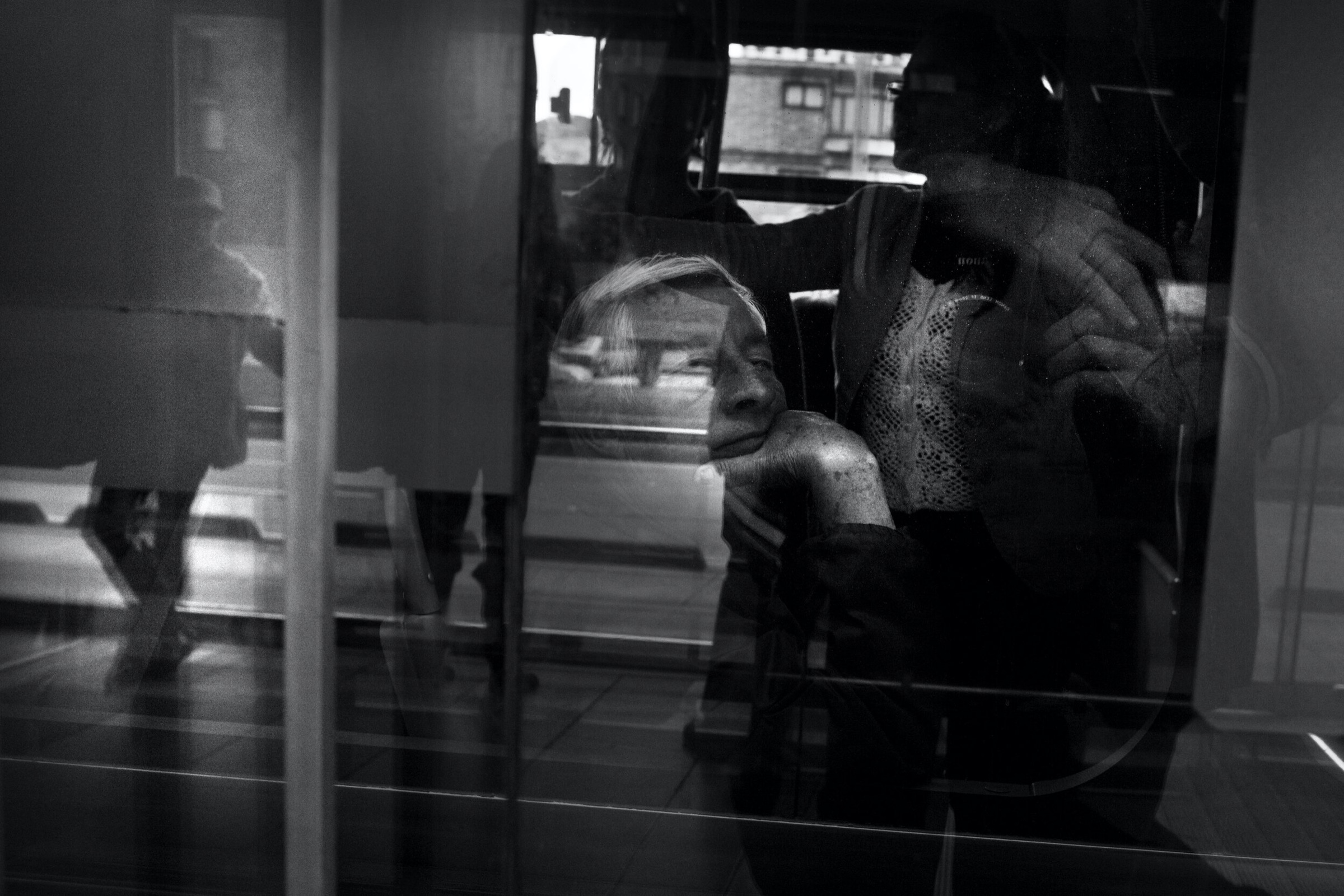 ReflectionInTransit PORT 007